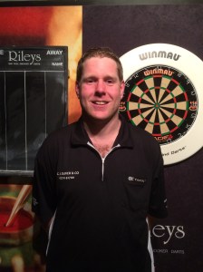 Rileys Qualifier Barry Lynn wins through day one and threatens to smash Gary Anderson, on day 2. Joking or deadly serious?